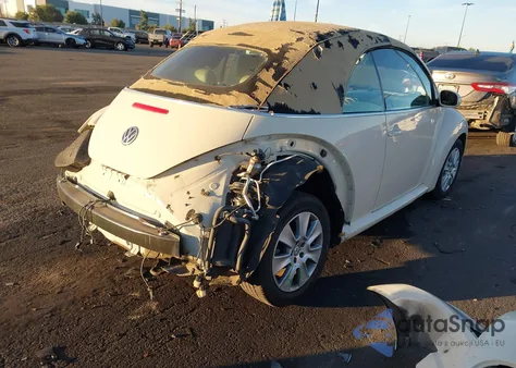 2010 Volkswagen New Beetle 2.5L from USA, damaged, VIN 3VWRG3ALXAM005134